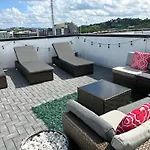Luxury Townhome Skyline Views Mins To Dt