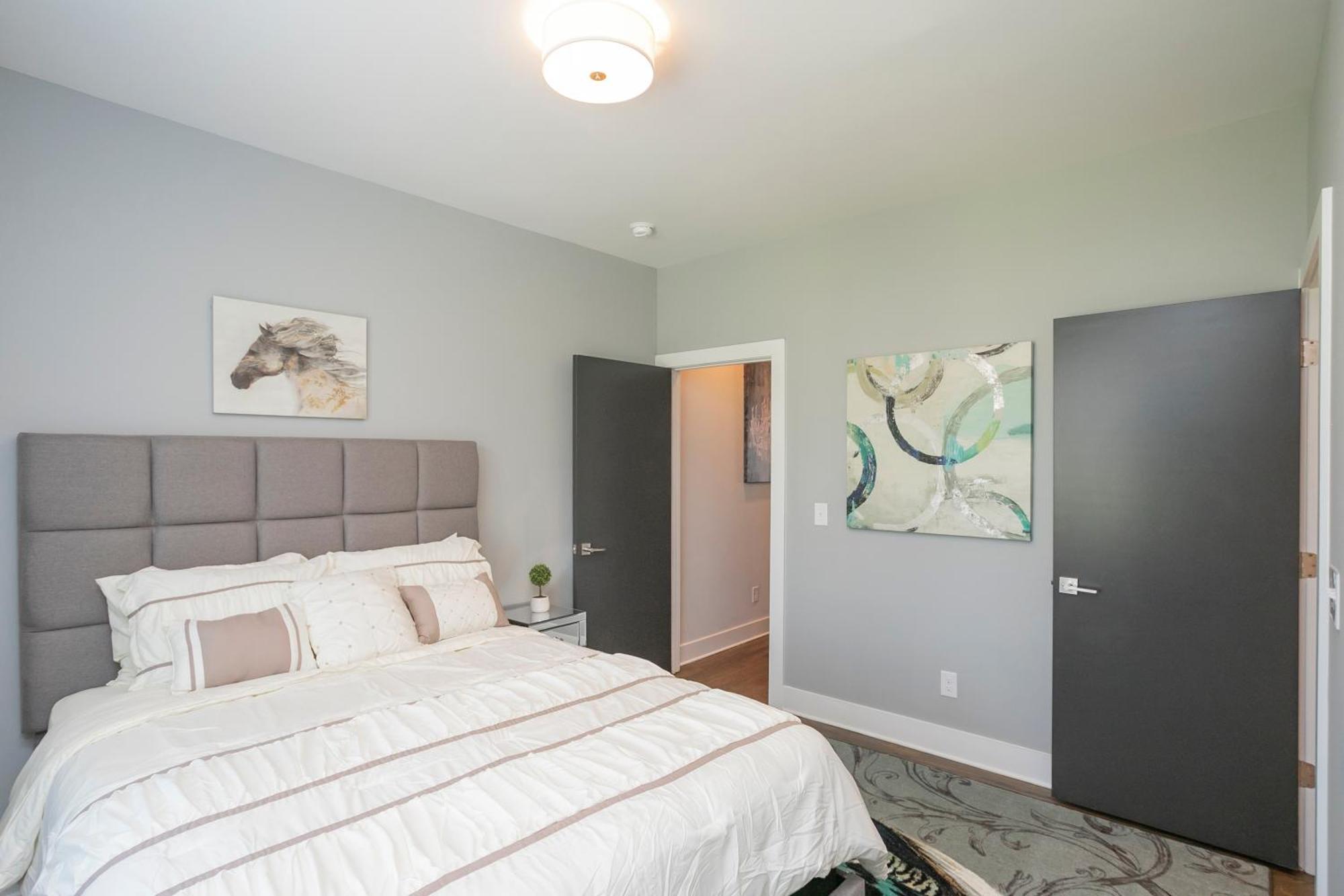 Luxury Townhome Skyline Views Mins To Dt * Nashville